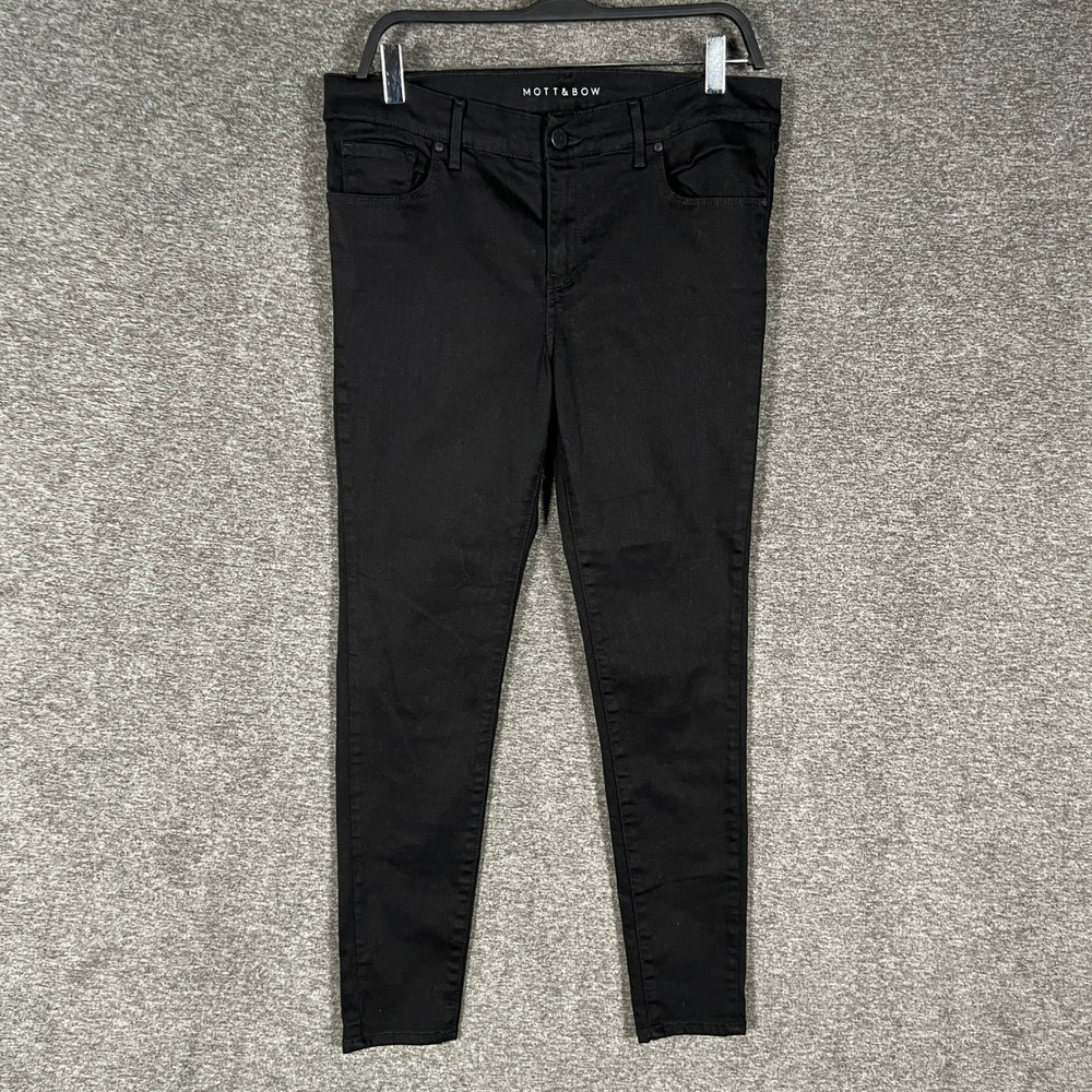 Women's Black Slim-fit Jeans